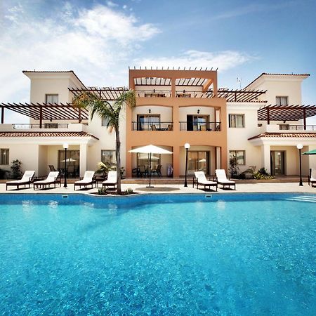 Oracle Exclusive Resort Pafos Dış mekan fotoğraf