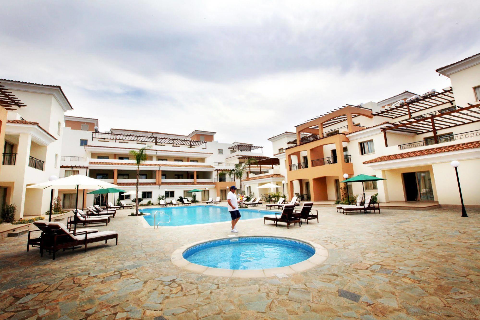 Oracle Exclusive Resort Pafos Dış mekan fotoğraf