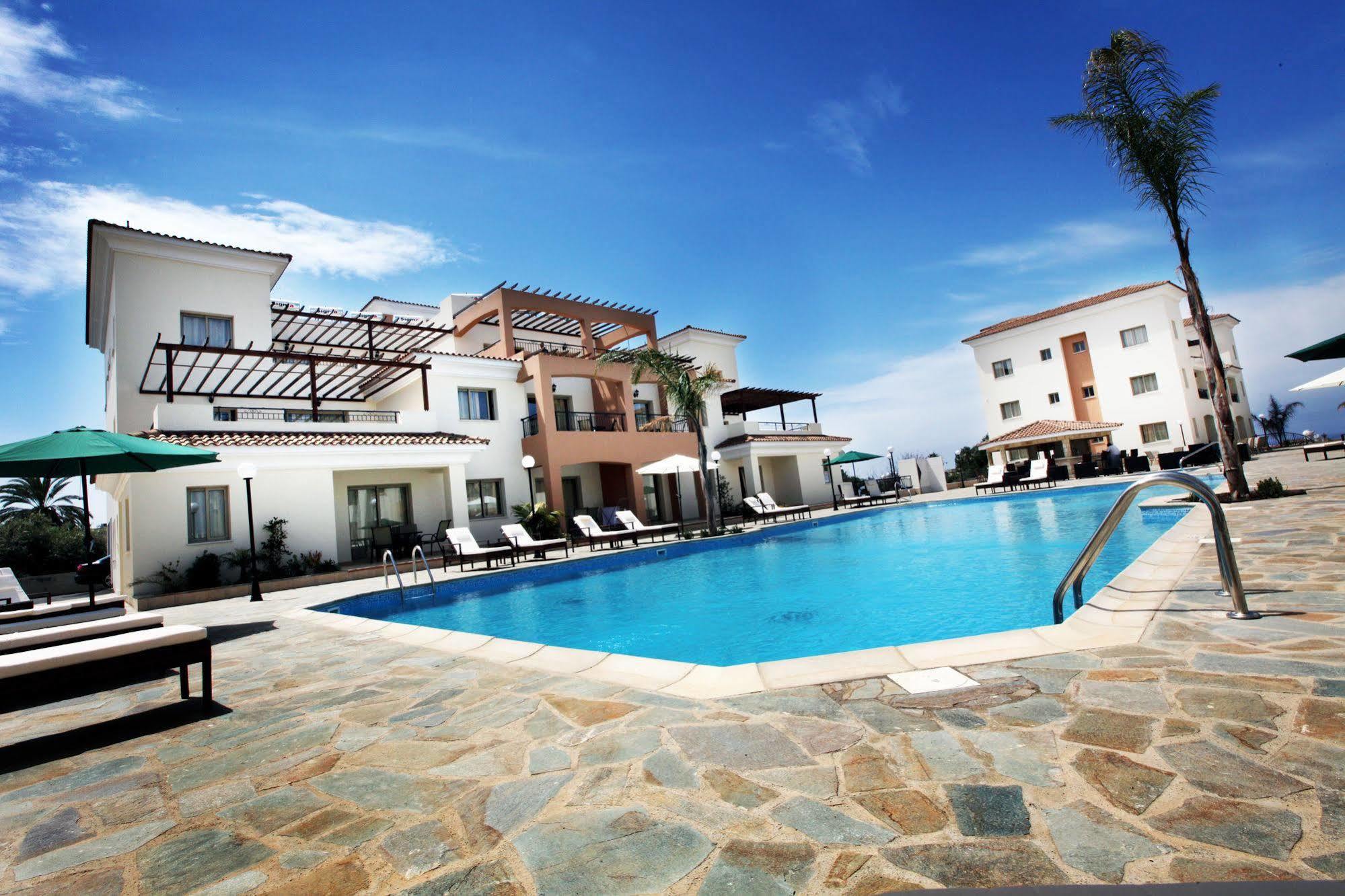 Oracle Exclusive Resort Pafos Dış mekan fotoğraf