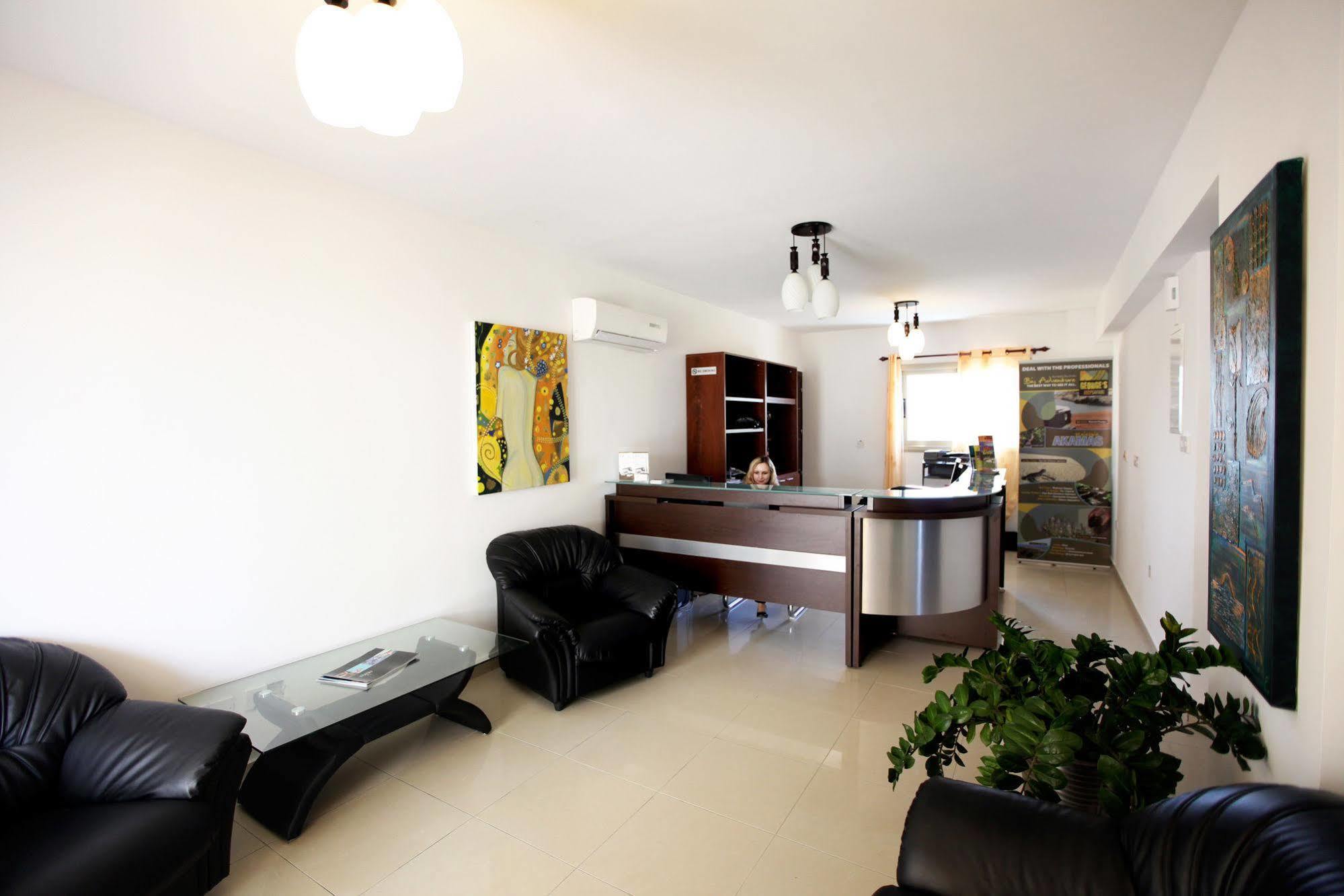 Oracle Exclusive Resort Pafos Dış mekan fotoğraf